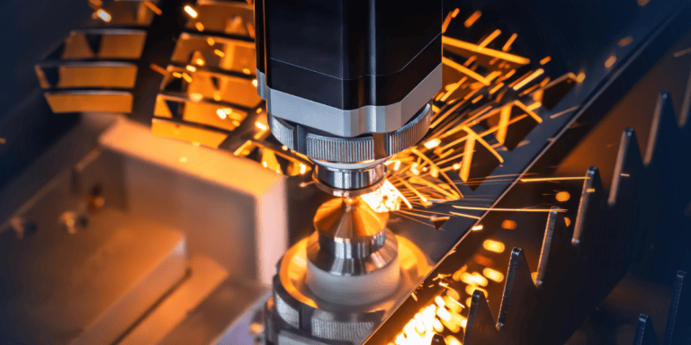 High-power laser cutting system producing sparks during material processing